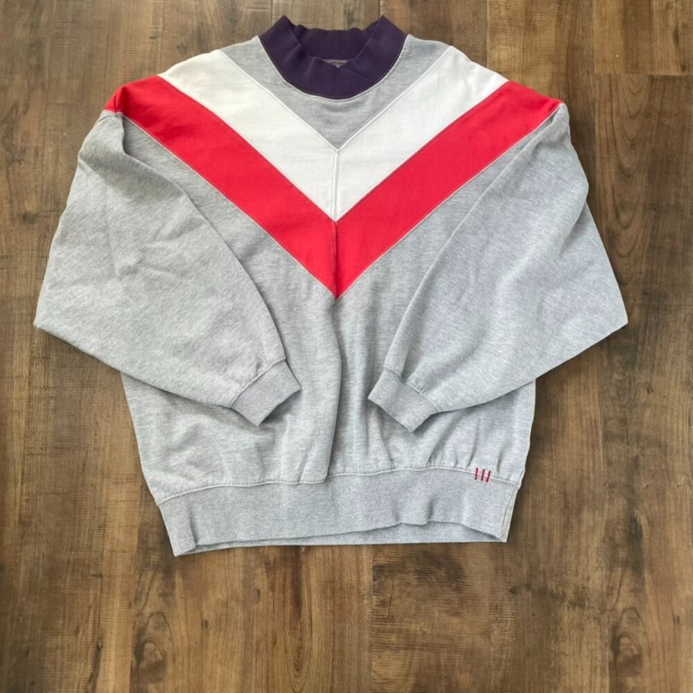 BDG Urban Outfitters Gray Red White Chevron Colorblock Sweatshirt Women’s Small